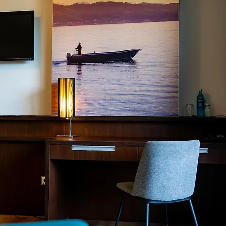 舒奈霍夫邦登瑟酒店