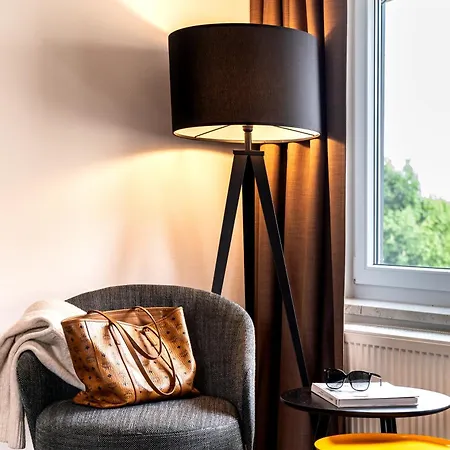 舒奈霍夫邦登瑟酒店 4*