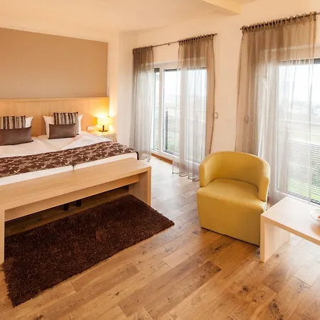 舒奈霍夫邦登瑟酒店 酒店