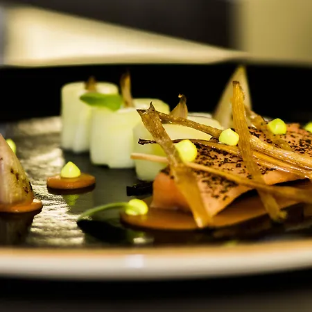 舒奈霍夫邦登瑟酒店 4*